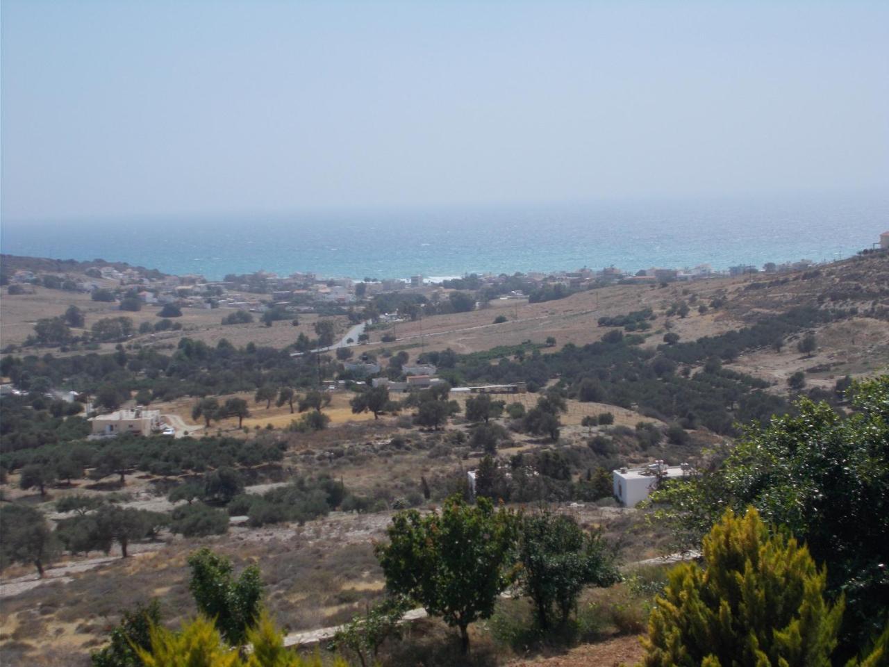 Knossos Apartments Kalamaki  Exterior photo